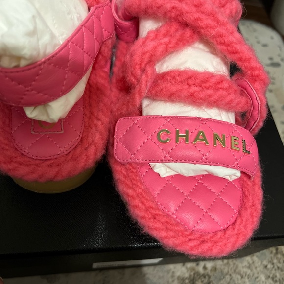 Chanel Cord Lambskin Quilted Logo Pink Sandals in 36.5 - Picture 9 of 13